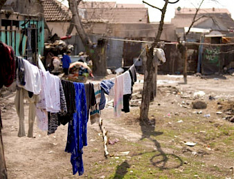 LIFE EXPECTANCY AMONG ROMA, ASHKALI AND EGYPTIANS IN KOSOVO LIFE EXPECTANCY AMONG ROMA, ASHKALI AND EGYPTIANS IN KOSOVO